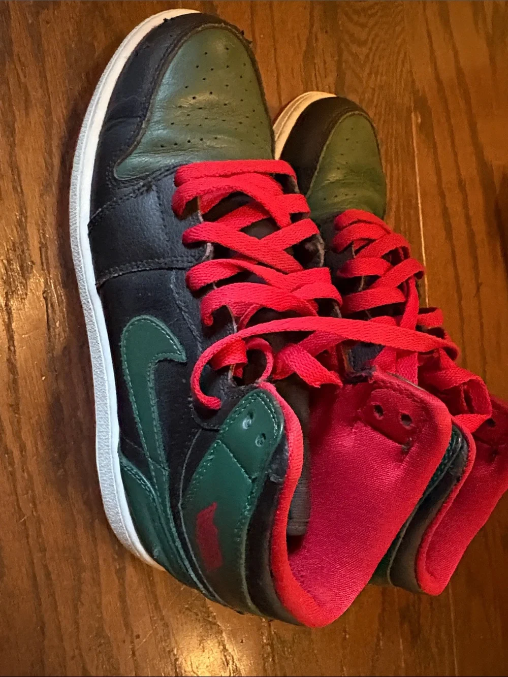 Jordan Boys High-Top Sneakers in Green, Black & Red